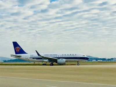 发电机组租赁现场---航空项目租赁800KW