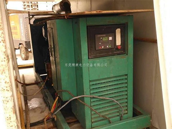 供应300KW发电机组出租